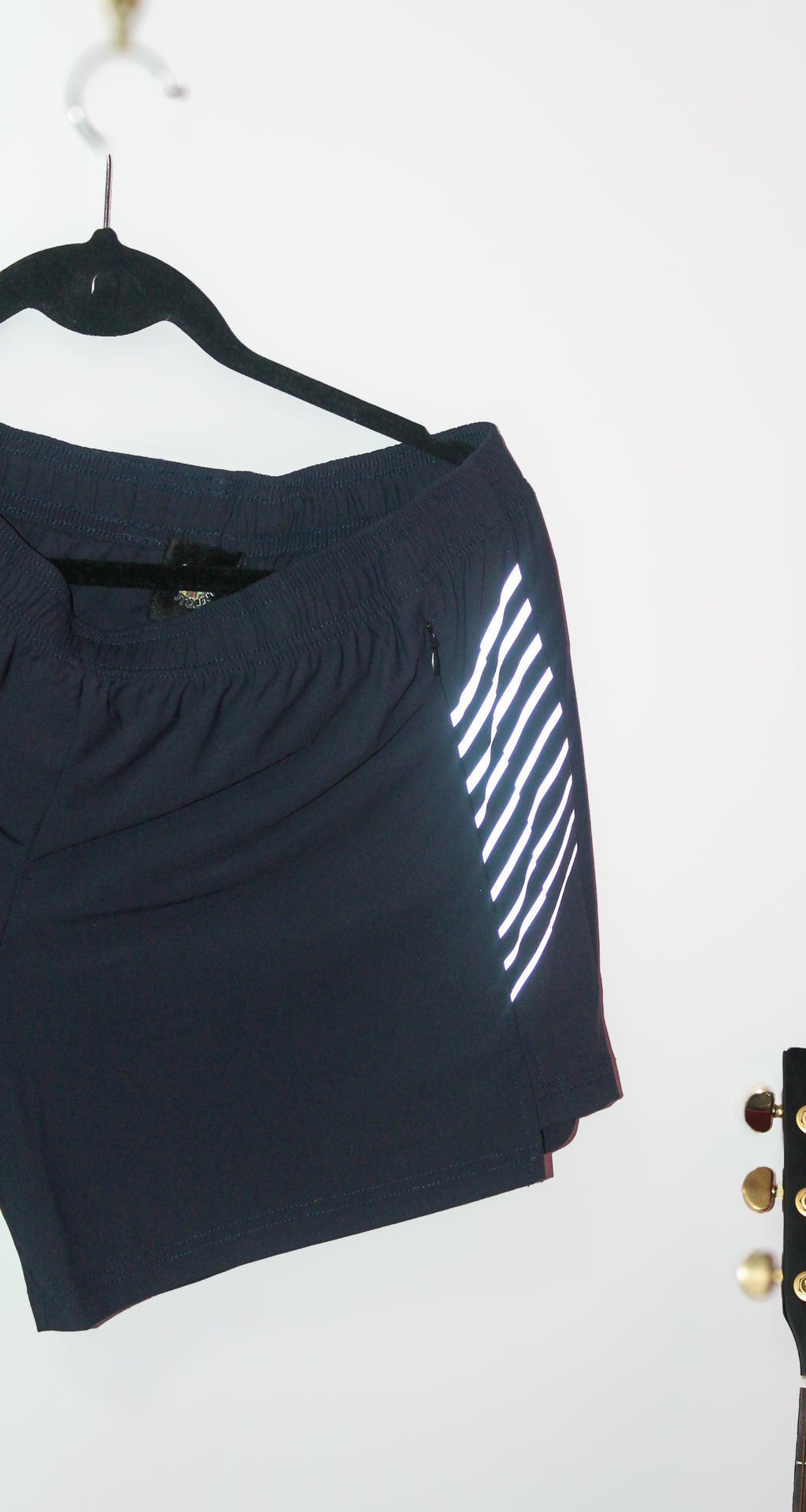 Men's Island Side-Stripe Performance Shorts