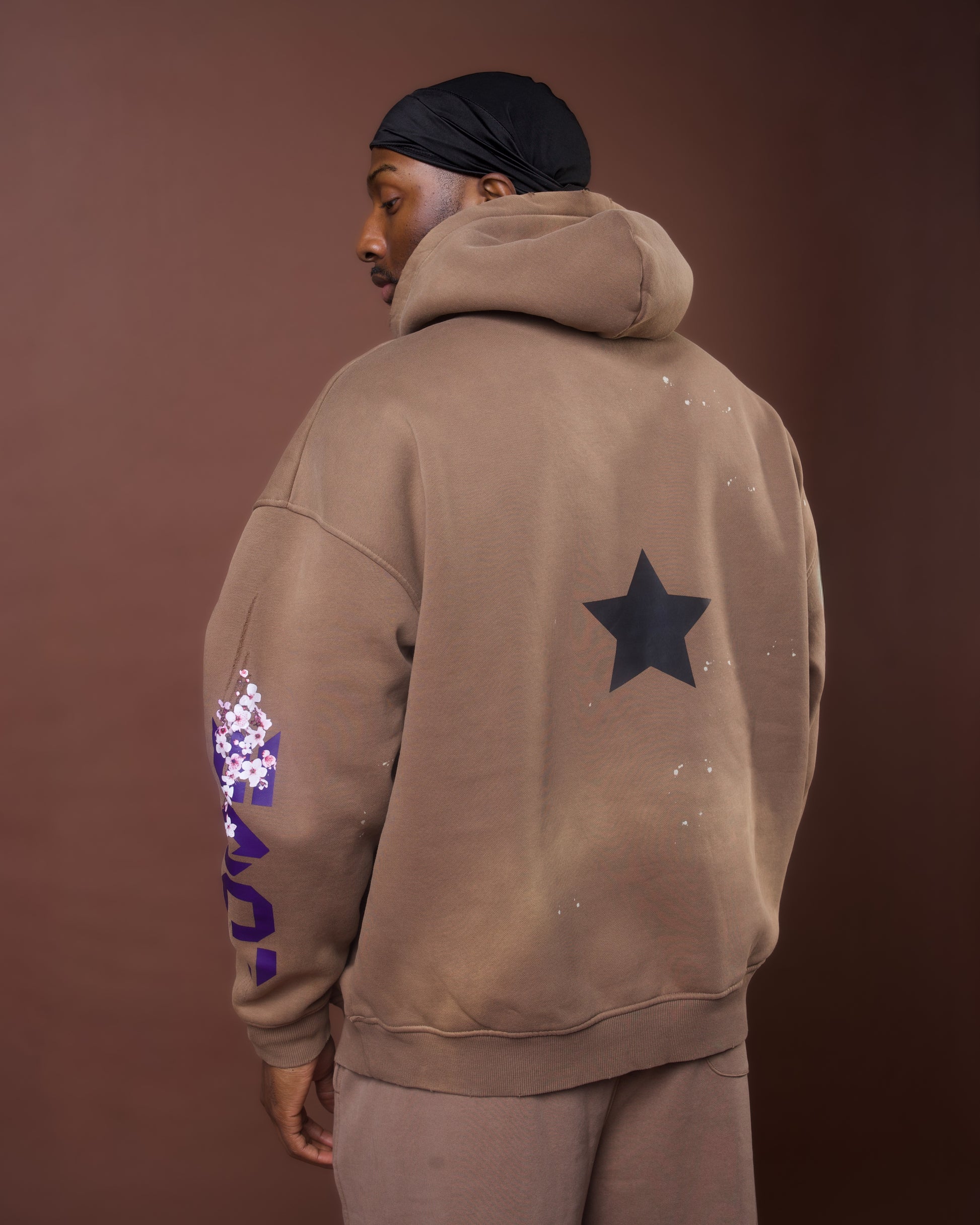 Duke of Earl Vintage Washed Black Star Frayed Ivory Fleece Hoodie