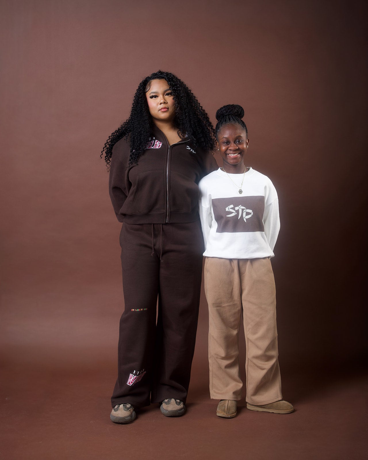 Goosebumps Fleece Drawstring Straight-Leg Sweatpants