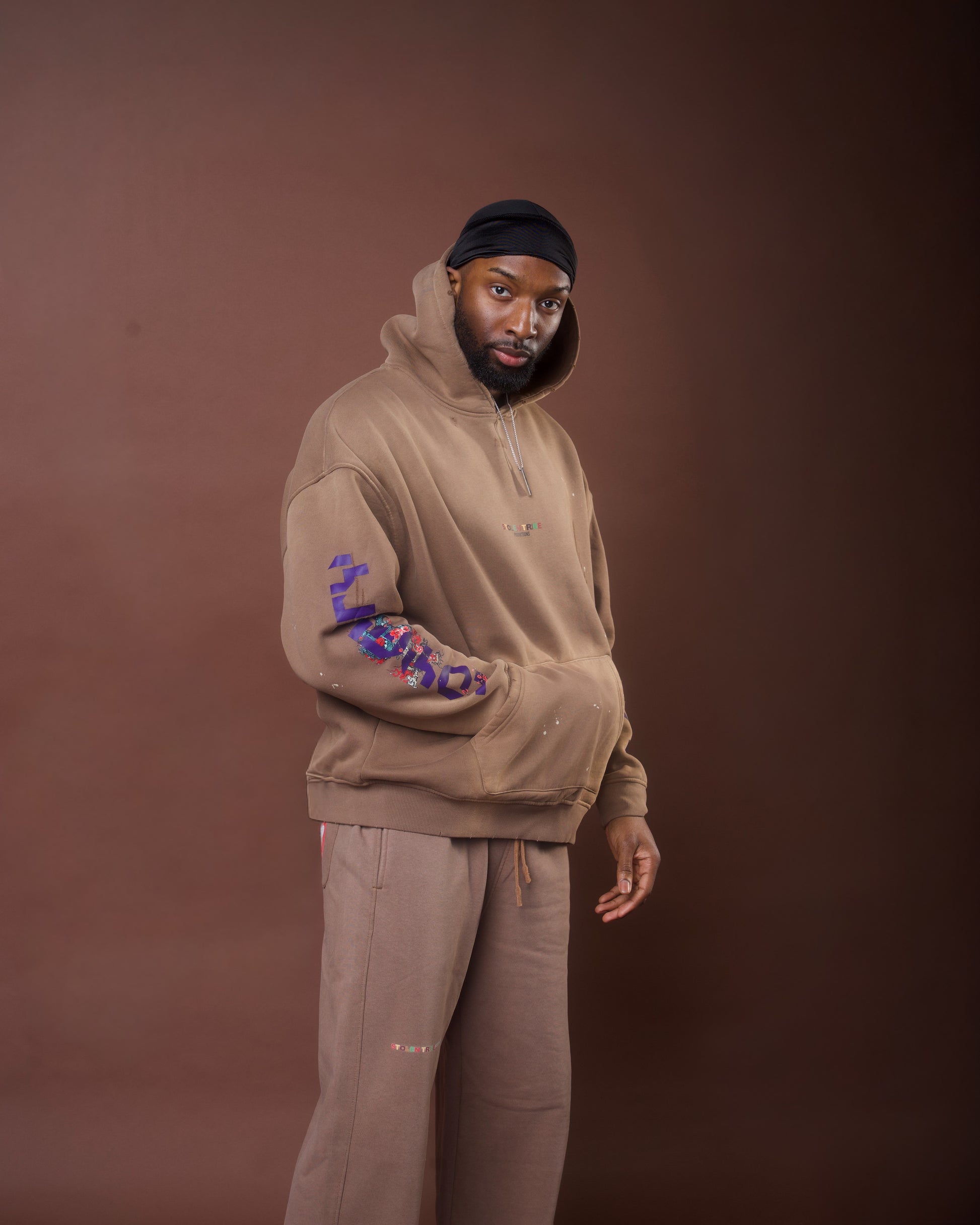 Duke of Earl Vintage Washed Black Star Frayed Ivory Fleece Hoodie