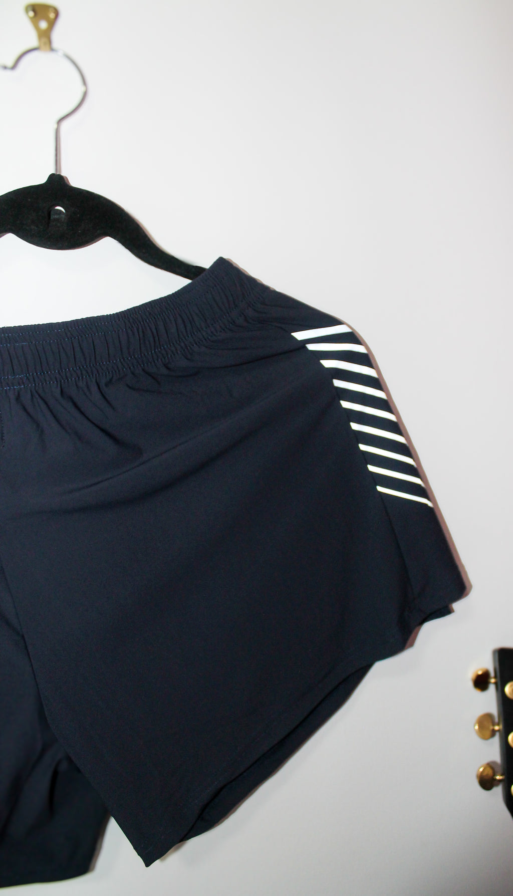 Men's Island Side-Stripe Performance Shorts